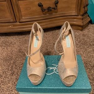 Blue by Betsey Johnson Gina